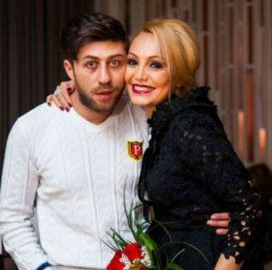 "İllərdir ki, ər-arvad kimi yaşayırıq, neynirik nikahı?" - Nura