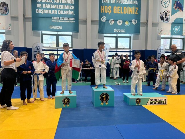 "Judo Club 2012"nin yetirmələri Türkiyədən 16 medalla qayıdıblar