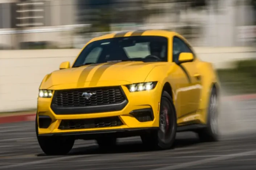 Bakıda "Mustang"la "avtoş"luq edən həbs olundu - VİDEO