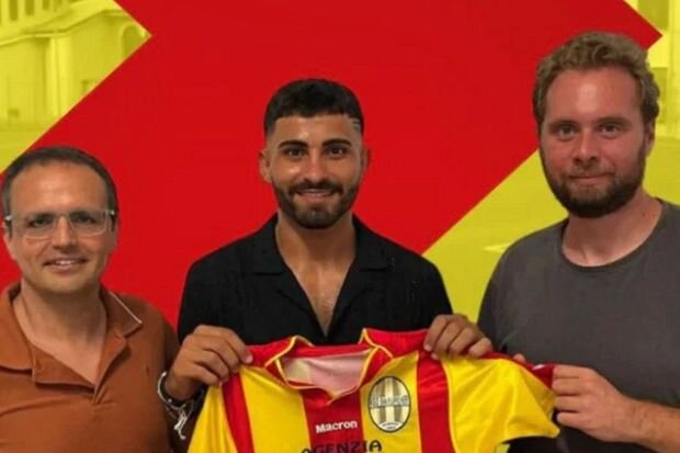 Azərbaycanlı futbolçu İtaliya klubuna keçdi