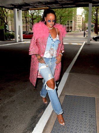 Rihanna kökəldi - FOTOLAR