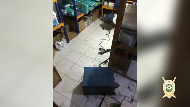 Aptekdən külli miqdarda pul oğurlayan şəxslər SAXLANILDI - FOTOLAR