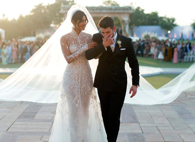 Priyanka Çopra özündən 10 yaş kiçik ərinə 20 milyonluq evində bunu hədiyyə etdi - FOTO - VIDEO