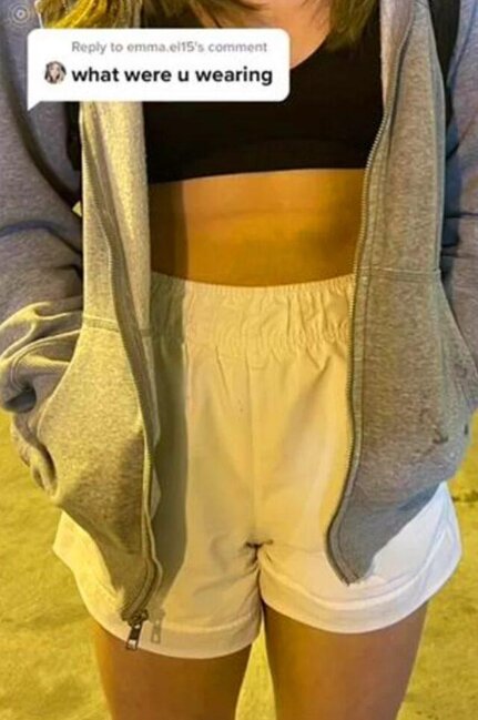 Geyiminə görə təyyarəyə buraxılmayan qadın özündən çıxdı: "Alçaltdılar məni" - FOTO