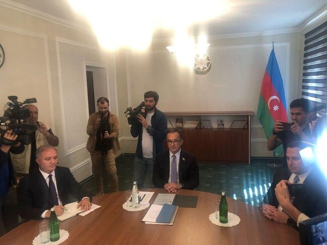 Yevlaxdakı görüşdən FOTOLAR