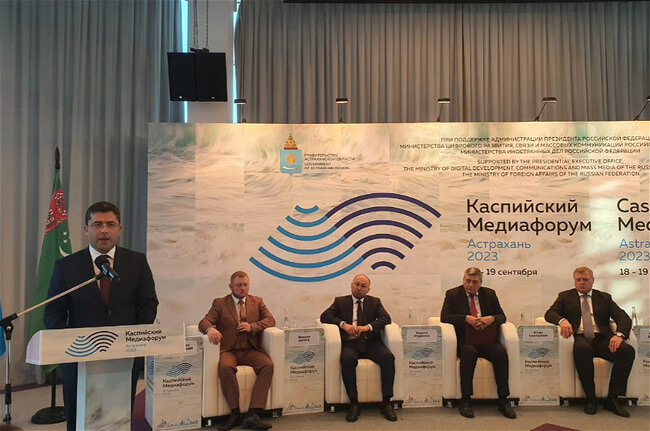 Azərbaycan nümayəndə heyəti Həştərxanda keçirilən VIII Xəzər Media Forumunda iştirak edir