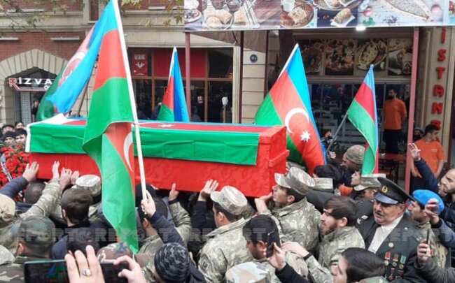 Erməni təxribatı nəticəsində şəhid olan hərbçimiz dəfn edildi - FOTOLAR