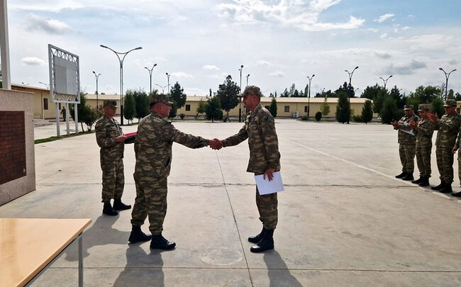 Xidmət müddəti başa çatan bir qrup hərbi qulluqçu tərxis olunub - FOTO/VİDEO