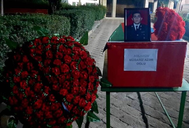 Ağır qəzada ölən şəxslər hərbçi imiş - FOTOLAR