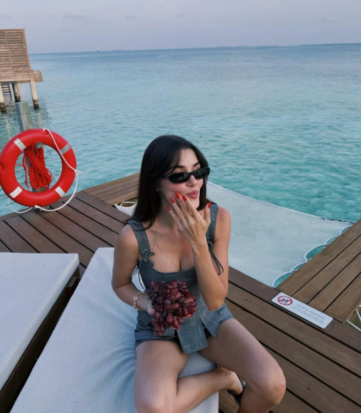 Hande Erçel Maldivdə - FOTOLAR