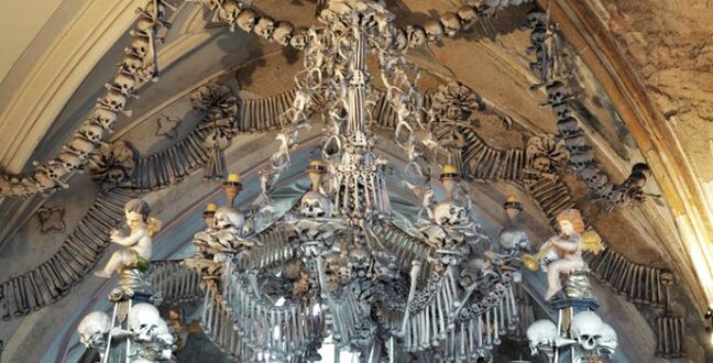 Görənlər dəhşətə düşür - 40 min insanın sümüyündən... - FOTOLAR