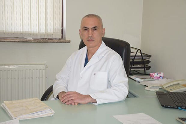 Azərbaycanda xəstəxana direktoru kəskin ürəktutmasından vəfat etdi - FOTO