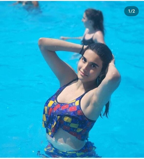 Təranə Qumralın 14 yaşlı qızının HOVUZ FOTOLARI