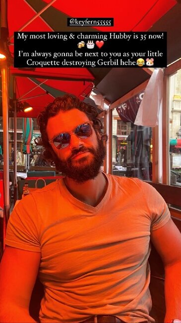 Van Dammın oğlu ilə ailə quran Suadadan əri ilə bağlı paylaşım