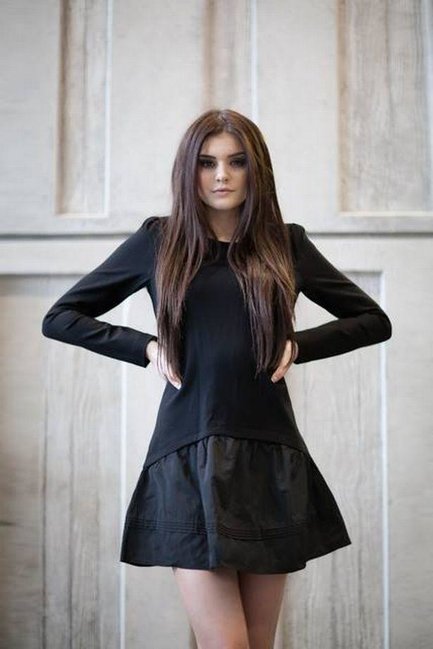 21 yaşlı model gecəyarı keçindi - FOTOLAR