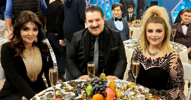 Fotoşopla özünü cavanlaşdırdı - FOTOLAR