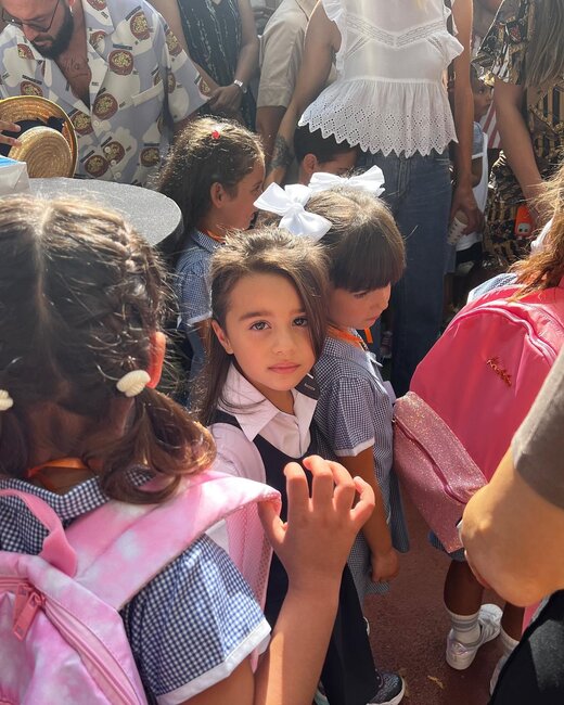 Övladları birinci sinfə getdi - FOTOLAR