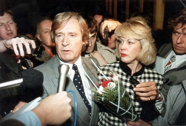 Məşhur aktyorun qızı dünyasını dəyişdi - FOTOLAR