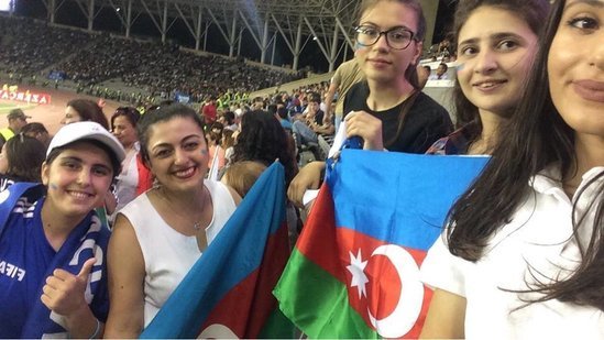 Ladies of "Qarabağ" FC – "QARABAĞ" futbol klubuna BELƏ dəstək oldu - FOTOLAR