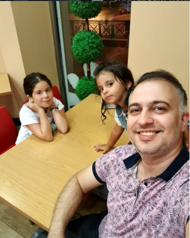 İkinci dəfə ailə quran Hüseyn ÖVLADLARI İLƏ - FOTO
