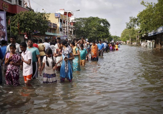 Hindistana sel nəticəsində 270 nəfər ölüb