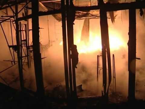 SON DƏQİQƏ! "Təzə Bazar" od tutub yanır -Hadisə yerindən VİDEO+FOTOLAR