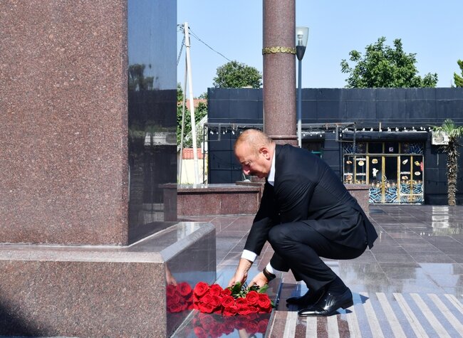 İlham Əliyev Şəmkirdə - Fotolar