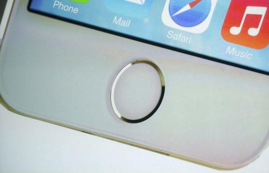 "iPhone 7" düyməsiz olacaq - FOTOLAR