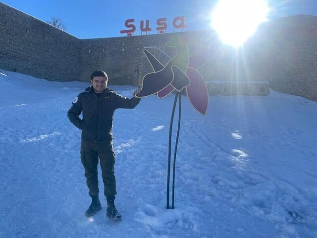 İş yerində intihar edən stomatoloqun FOTOLARI