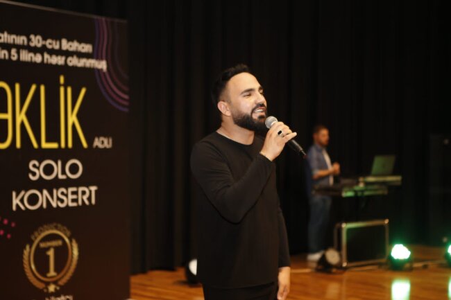 Rəvanın "Təklik" adlı solo konserti keçirildi-FOTOLAR