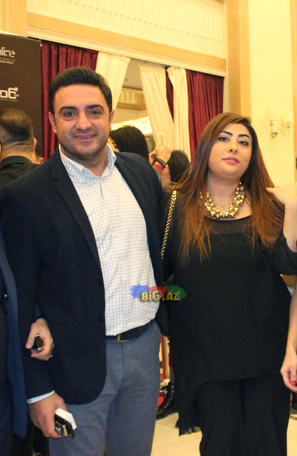 Aparıcı Nəsib həyat yoldaşı ilə ... FOTOLAR