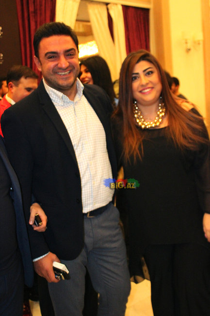 Aparıcı Nəsib həyat yoldaşı ilə ... FOTOLAR