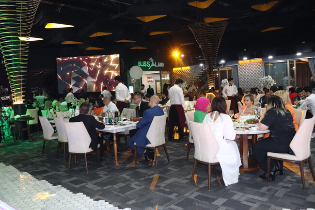 Səhiyyə işçilərinin peşə bayramı münasibətilə möhtəşəm tədbir keçirildi - VİDEO