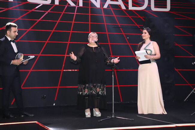 Səhiyyə işçilərinin peşə bayramı münasibətilə möhtəşəm tədbir keçirildi - VİDEO