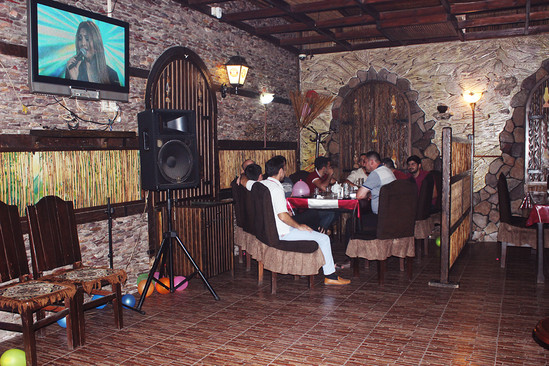 Bakıda YEMƏKLƏRİ su qiymətinə olan restorandan - İSTİ - İSTİ FOTOLAR