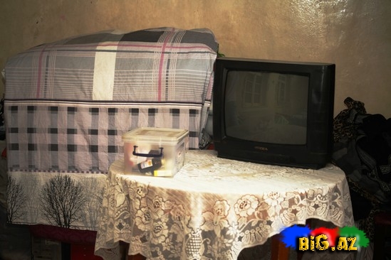 Şəhid Emin Bağırovun ailəsi hazırda bu evdə yaşayır - ÖZƏL FOTOLAR