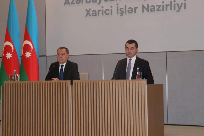 Ceyhun Bayramov Gürcüstanın Fransa silahlarını Ermənistana keçirməsinə münasibət bildirib