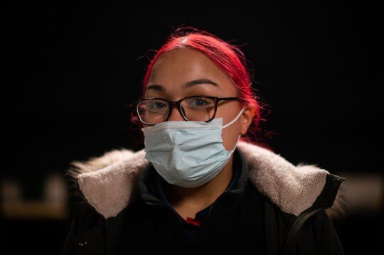 Koronavirus maskaları dəb aksesuarına çevrildi - FOTOLAR