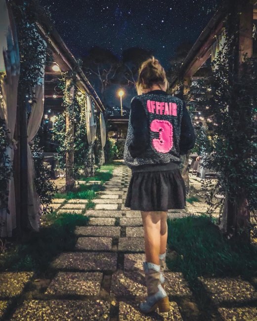 Xalq artistinin qızından cazibədar poz - FOTO