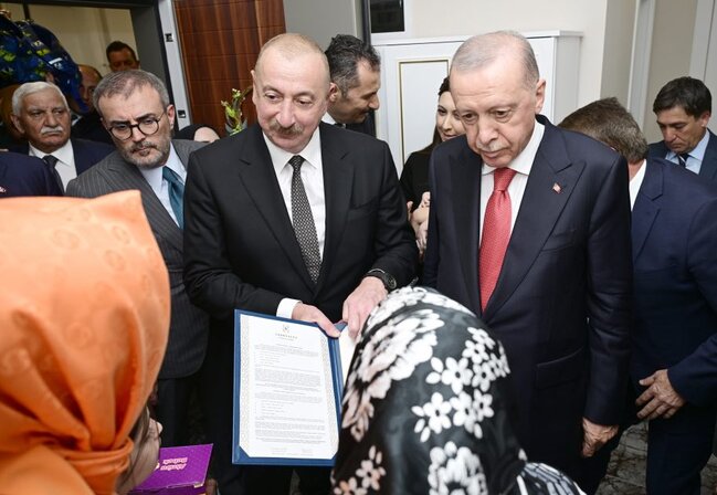 Qardaşlığın və həmrəyliyin əsl nümunəsi