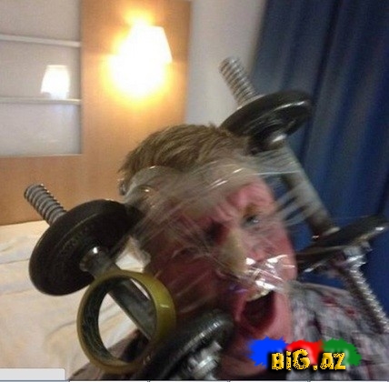 Dünyanın ən axmaq "selfie"ləri –FOTO