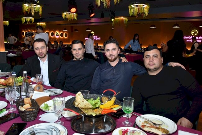 Bakıda yeni açılan möhtəşəm restoran - DOLUNAY sizin yolunuzu gözləyir! - FOTO/VIDEO