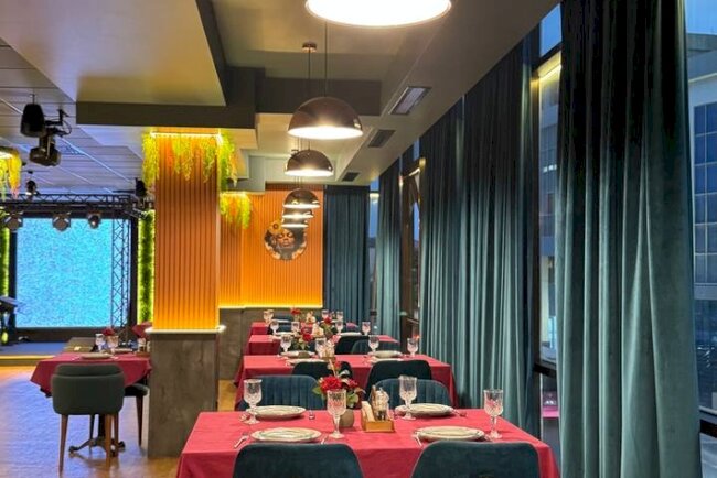 Bakıda yeni açılan möhtəşəm restoran - DOLUNAY sizin yolunuzu gözləyir! - FOTO/VIDEO