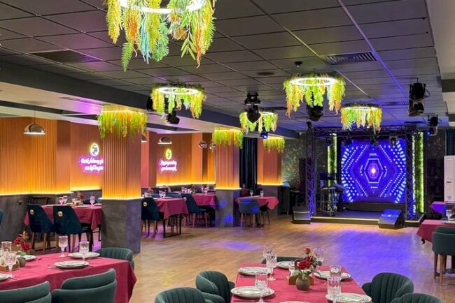 Bakıda yeni açılan möhtəşəm restoran - DOLUNAY sizin yolunuzu gözləyir! - FOTO/VIDEO