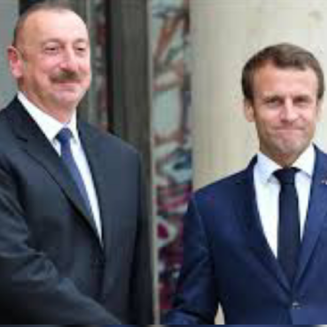 Cостоялся телефонный разговор между президентами Азербайджана и Франции