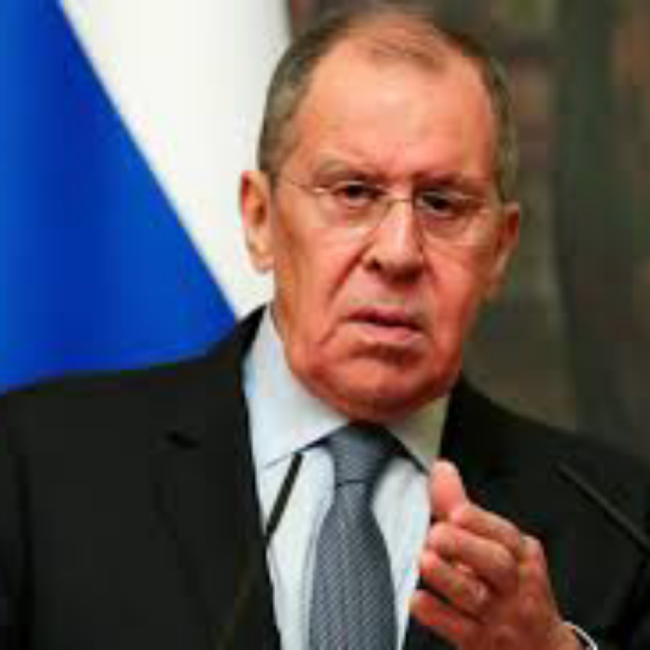 Глава МИД РФ: Россия готова к переговорам с Украиной, но операции будут продолжаться