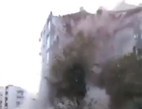 Türkiyədə baş verən zəlzələ nəticəsində 20 bina çökdü, şəhər suyun altında qaldı - CANLI