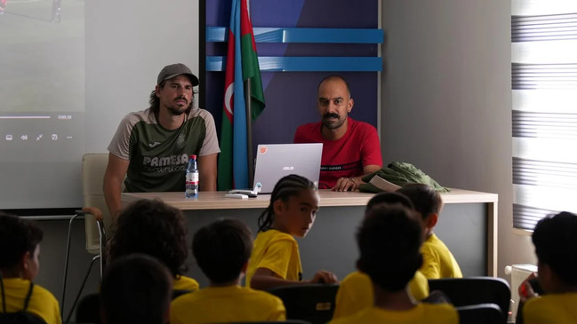 İspaniyanın "Vilyarreal" klubu Bakıda futbol düşərgəsi təşkil edir