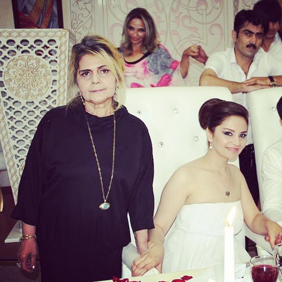 Gizlin evlənən rəqqasə Sevda toy FOTOLARINI paylaşdı