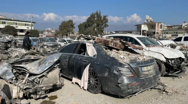 Dağıntılardan çıxarılan avtomobillərin son halı - FOTOLAR